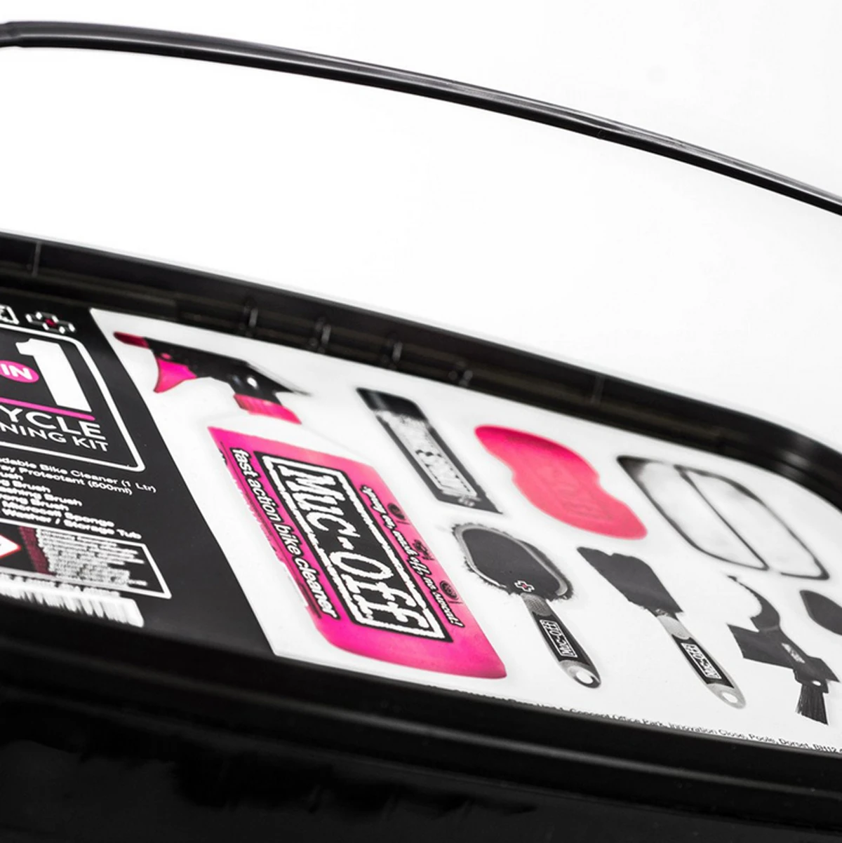 Muc-Off 8 In 1 Bicycle Cleaning Kit 4 Muc-Off 8 In 1 Bicycle Cleaning Kit - Image 4